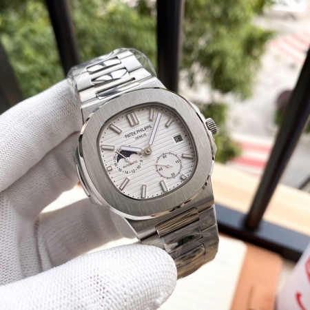 TW百达翡丽（Patek Philippe）运动优雅系列男士机械腕表